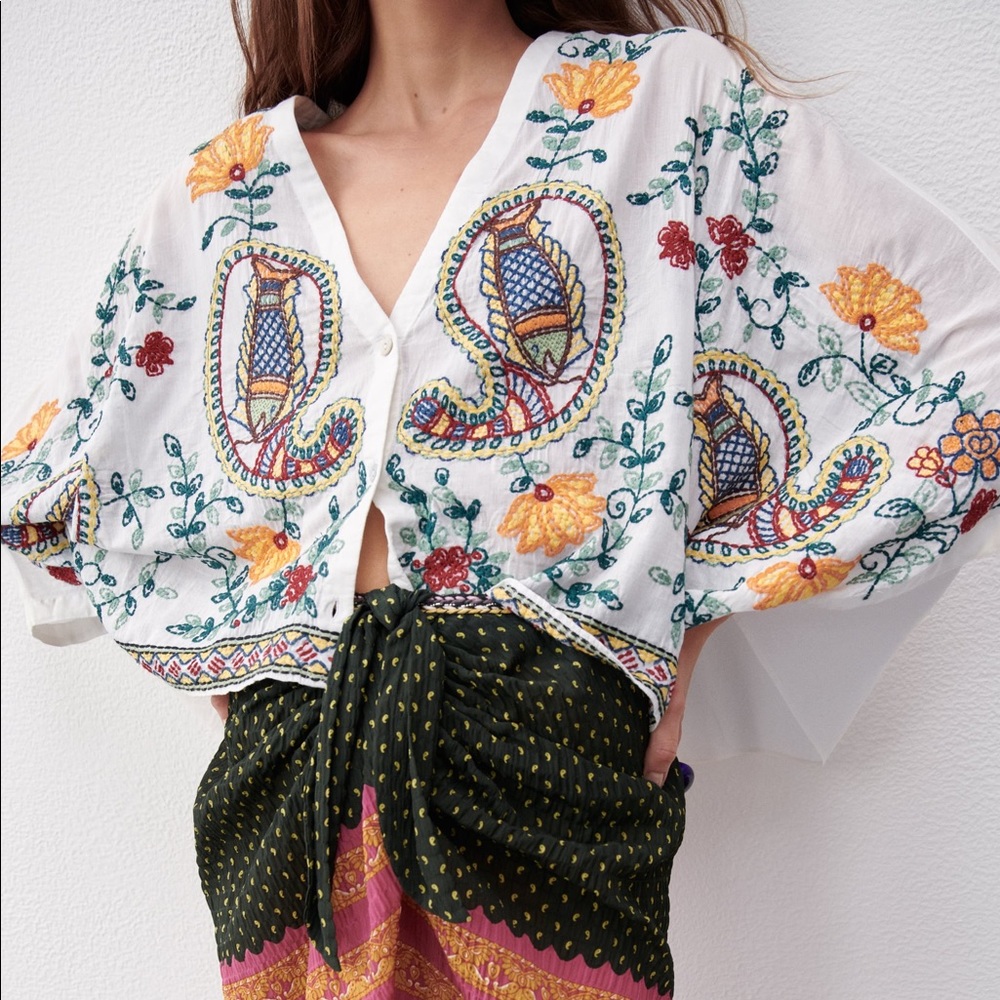 ZARA embroidered white top